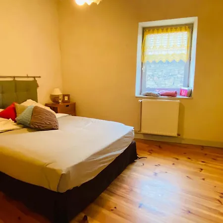 4 Etoiles Au Coeur De L'auvergne Avec Terrasse, Jardin Clos Et Equipements Pour Enfants - Fr-1-582-476 Saint-Beauzire